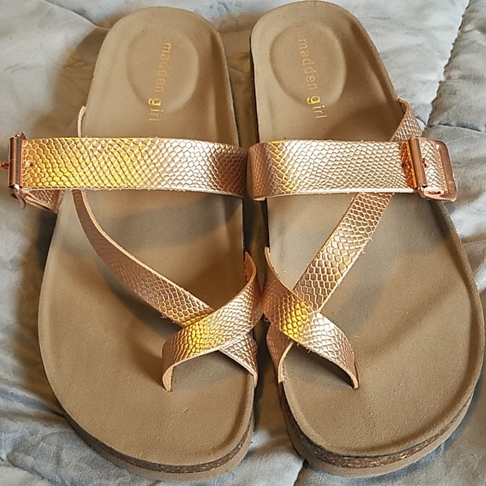 Madden Girl Women's Bryce Sandals